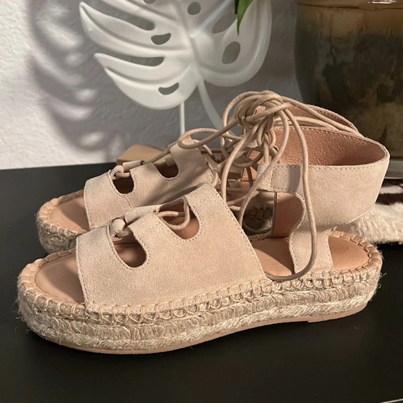 Sedona Ghillie Espadrille Sandal. Size 5 - Picture 2 of 8